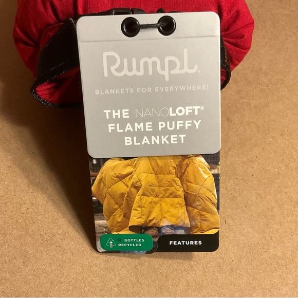 Rumpl NanoLoft Flame Puffy Travel Blanket - 38”x52” - Picture 6 of 13